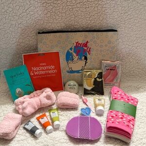 Kate Spade Valentine socks and Pink Bath & Body Set